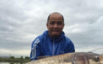 cách làm mồi câu cá mè