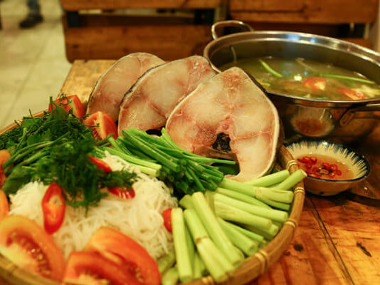 Lẩu cá bớp ngon đậm đà